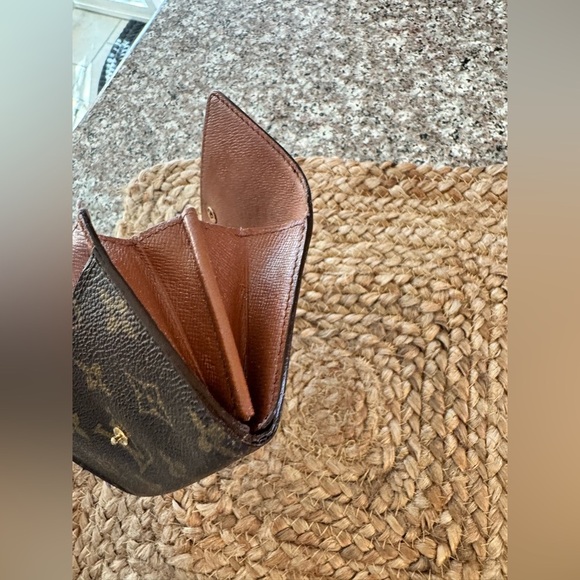 Louis Vuitton
Vintage 1990 Trésor Wallet billet - Picture 11 of 15